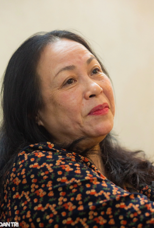 Zasloužilý umělec Thanh Quy, U70, stále není lidovým umělcem: Nikdy jsem o schválení nepožádal - 2 NSƯT Thanh Quý U70 vẫn chưa NSND: Tôi chưa bao giờ làm hồ sơ xét duyệt - 2