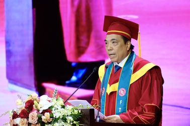 Hiệu trưởng Đại học Ngoại thương khuyên sinh viên luôn lựa chọn sự tử tế