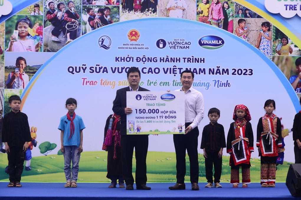 42 triệu hộp sữa được trao cho nửa triệu trẻ em Việt Nam trong 16 năm - 1 42 triệu hộp sữa được trao cho nửa triệu trẻ em Việt Nam trong 16 năm - 1