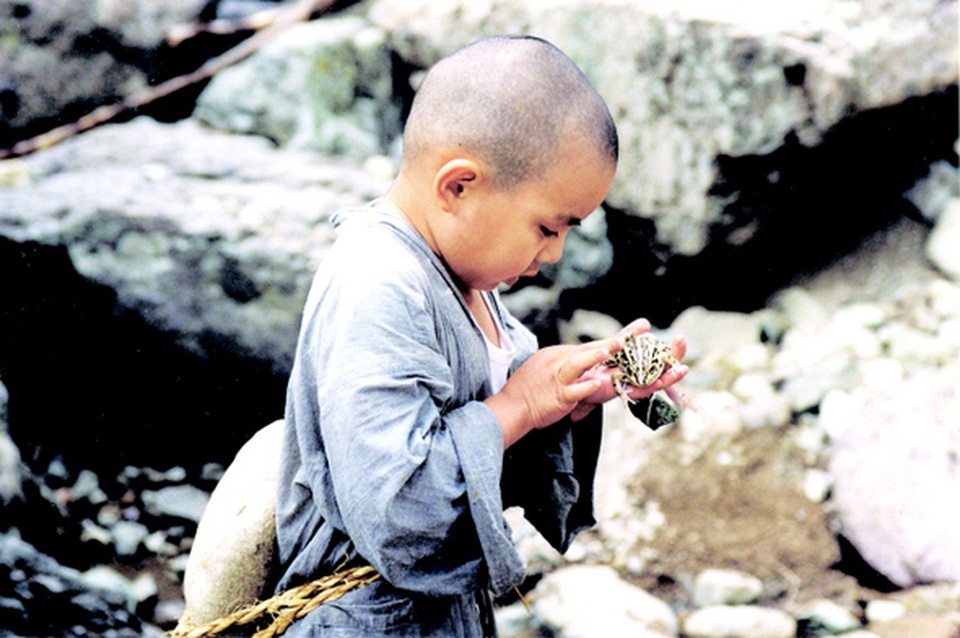 Xuân, hạ, thu, đông... rồi lại xuân: Tuyệt phẩm điện ảnh của Kim Ki-duk - 2 Xuân, hạ, thu, đông... rồi lại xuân: Tuyệt phẩm điện ảnh của Kim Ki-duk - 2