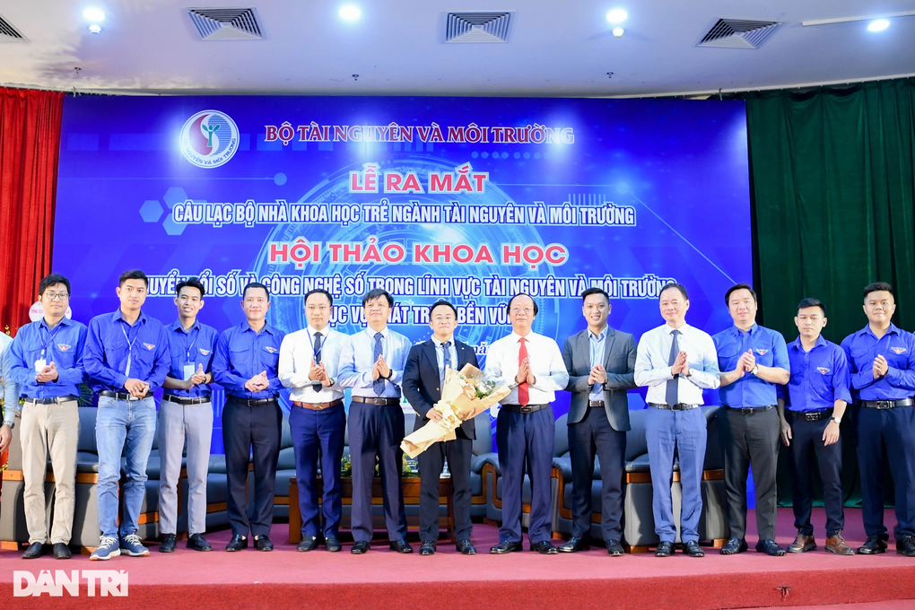 Chúng ta không thể bứt phá bằng tài nguyên thiên nhiên và lao động giá rẻ - 4 Chúng ta không thể bứt phá bằng tài nguyên thiên nhiên và lao động giá rẻ - 4