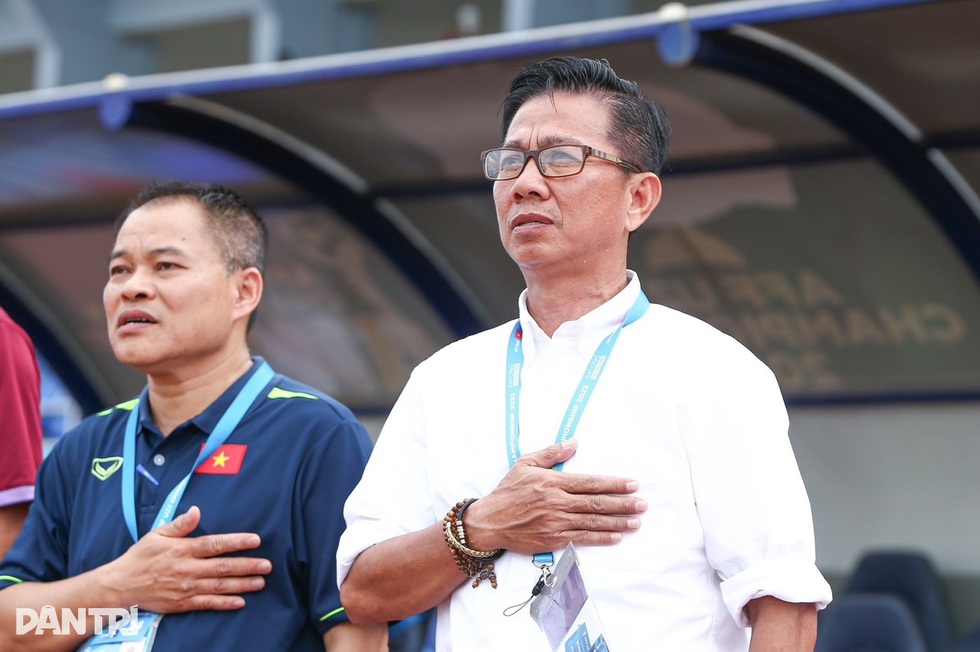 HLV Hoàng Anh Tuấn: U22 Việt Nam đừng đề cao trận thắng U22 Trung Quốc - 1