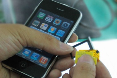 Mạng Vinaphone lại mất liên lạc do… đào đường