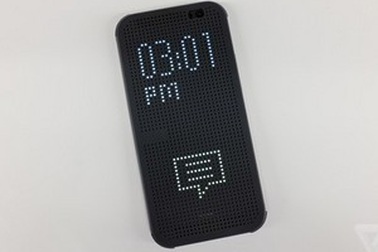 Cận cảnh lớp vỏ thông minh dạng đục lỗ độc đáo của HTC One M8