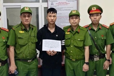 Hà Nội: Nam thanh niên cướp tiệm vàng trên phố Vọng