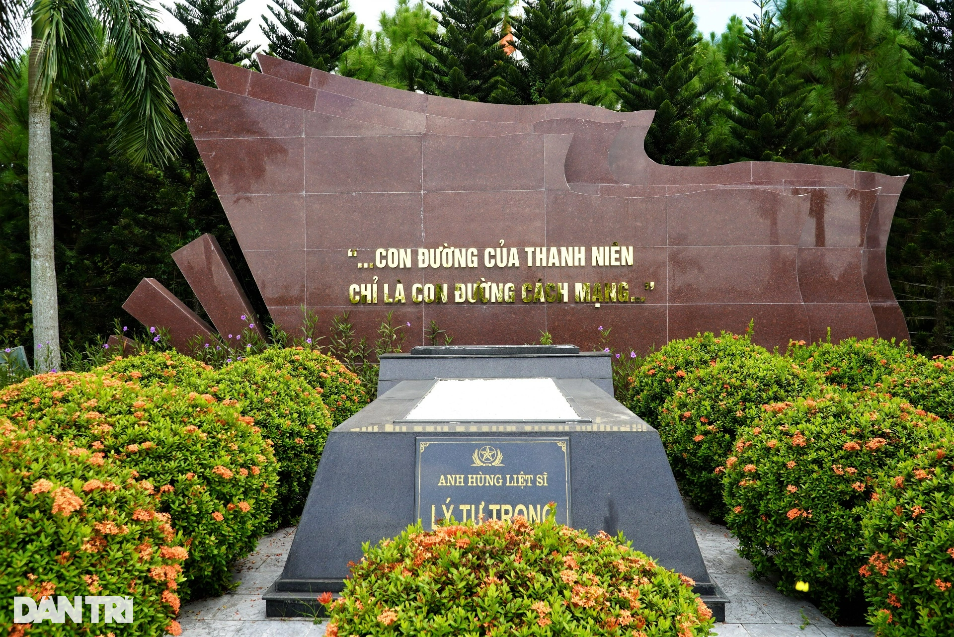 Nơi an nghỉ của Đoàn viên Thanh niên Cộng sản đầu tiên Lý Tự Trọng - 4 Nơi an nghỉ của Đoàn viên Thanh niên Cộng sản đầu tiên Lý Tự Trọng - 4