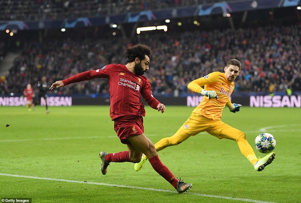Ghi 2 bàn trong 2 phút, Liverpool giành vé vào knock-out Champions League - 4 Ghi 2 bàn trong 2 phút, Liverpool giành vé vào knock-out Champions League - 4