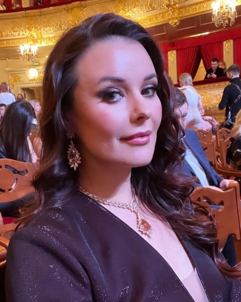 Hoa hậu Hoàn vũ duy nhất từng bị truất ngôi giờ ra sao? - 3 Hoa hậu Hoàn vũ duy nhất từng bị truất ngôi giờ ra sao? - 3