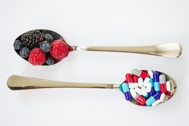 Thực phẩm chức năng: Thời vàng thau lẫn lộn