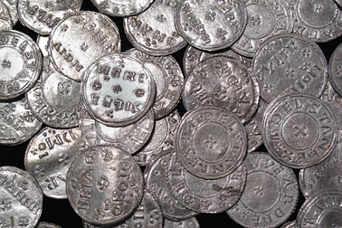 Người đàn ông Đan Mạch bất ngờ dò được kho báu quý hiếm