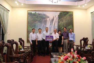 Vietsovpetro chung tay hỗ trợ miền Trung sau lũ