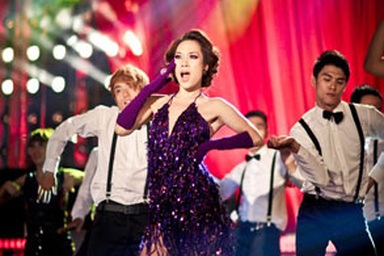 Làm giá cátsê khủng: Bầu sô hay ca sĩ?