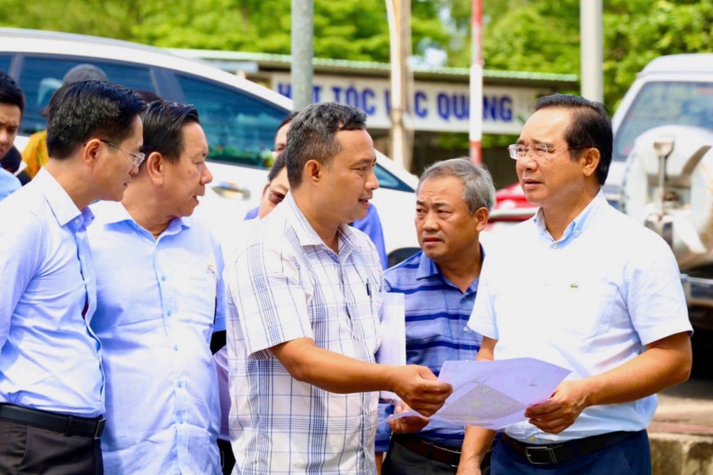 Chủ tịch TPHCM Nguyễn Văn Được đôn đốc tiến độ cao tốc TPHCM - Mộc Bài - 1