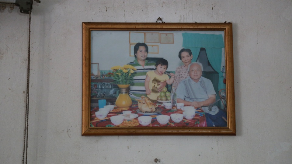 Nỗi buồn tuổi xế chiều của vợ chồng thương binh nghèo - 5 Nỗi buồn tuổi xế chiều của vợ chồng thương binh nghèo - 5