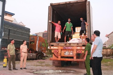 Phát hiện, bắt giữ xe container vận chuyển 6 tấn lòng lợn nhiễm dịch tả lợn châu Phi đi tiêu thụ