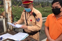 Hà Nội: Xử lý "liên minh" ô tô, xe máy câu kết đón khách kiểu người nhà