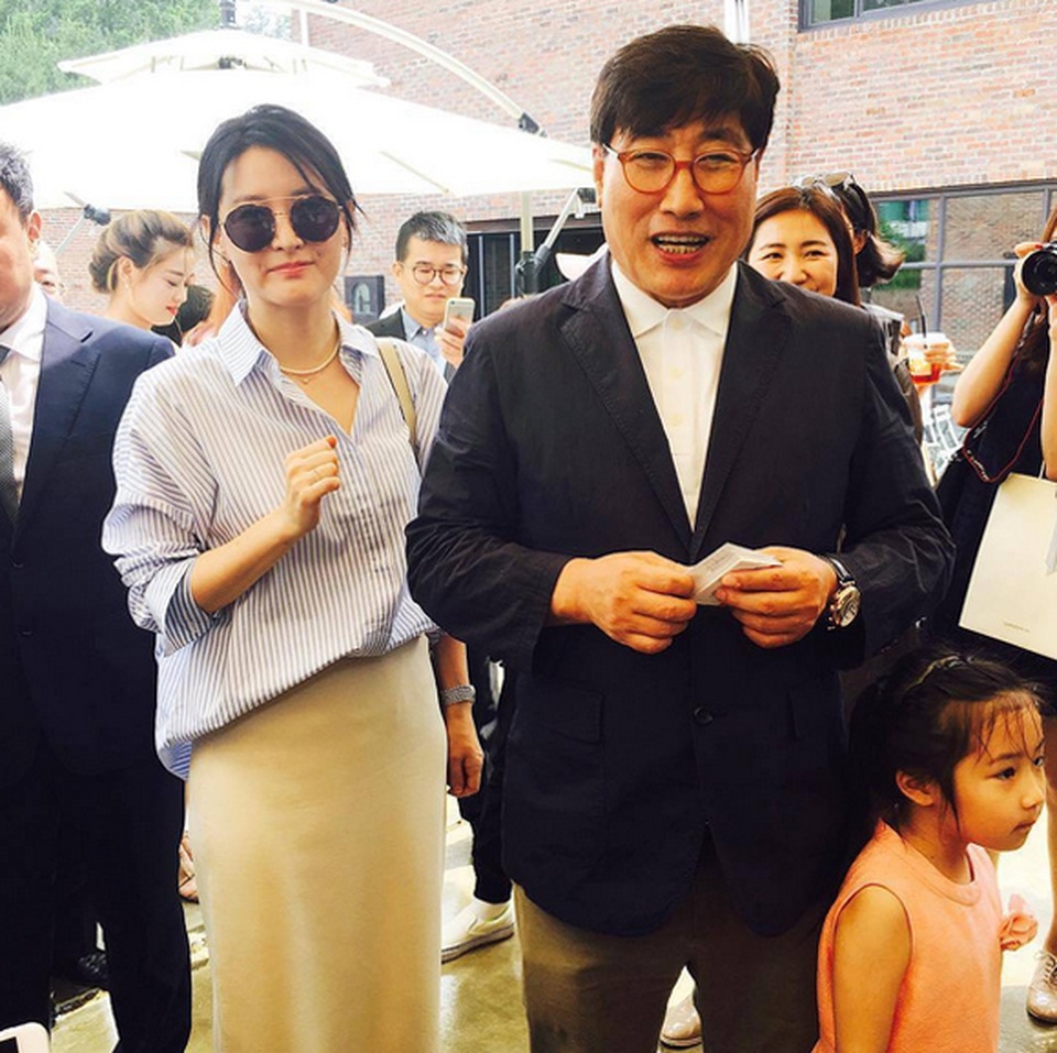 Hé lộ về người chồng kín tiếng của Nàng Dae Jang Geum Lee Young Ae - 2 Hé lộ về người chồng kín tiếng của Nàng Dae Jang Geum Lee Young Ae - 2