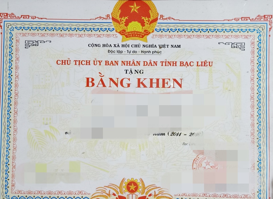 Đề xuất chưa khen thưởng tập thể, cá nhân đang bị khiếu nại, tố cáo - 1 Đề xuất chưa khen thưởng tập thể, cá nhân đang bị khiếu nại, tố cáo - 1