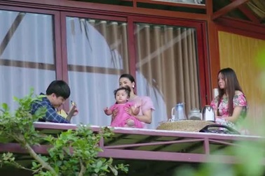 Nguyễn Ngọc Anh chính thức công khai chồng kém tuổi và hai con gái trong MV mới