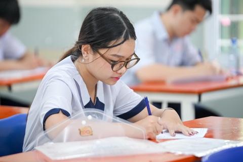 Tuyển sinh đại học: Hồi hộp chờ… thuật toán