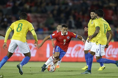 Sanchez tỏa sáng, Chile nhấn chìm Brazil