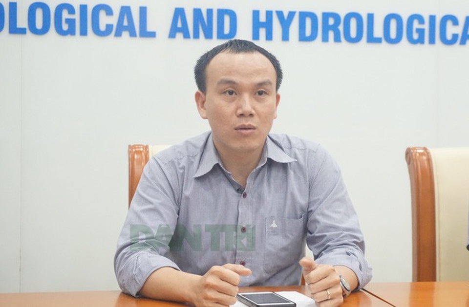Cường độ và đường đi của bão số 2 rất khó lường! - 1 Cường độ và đường đi của bão số 2 rất khó lường! - 1