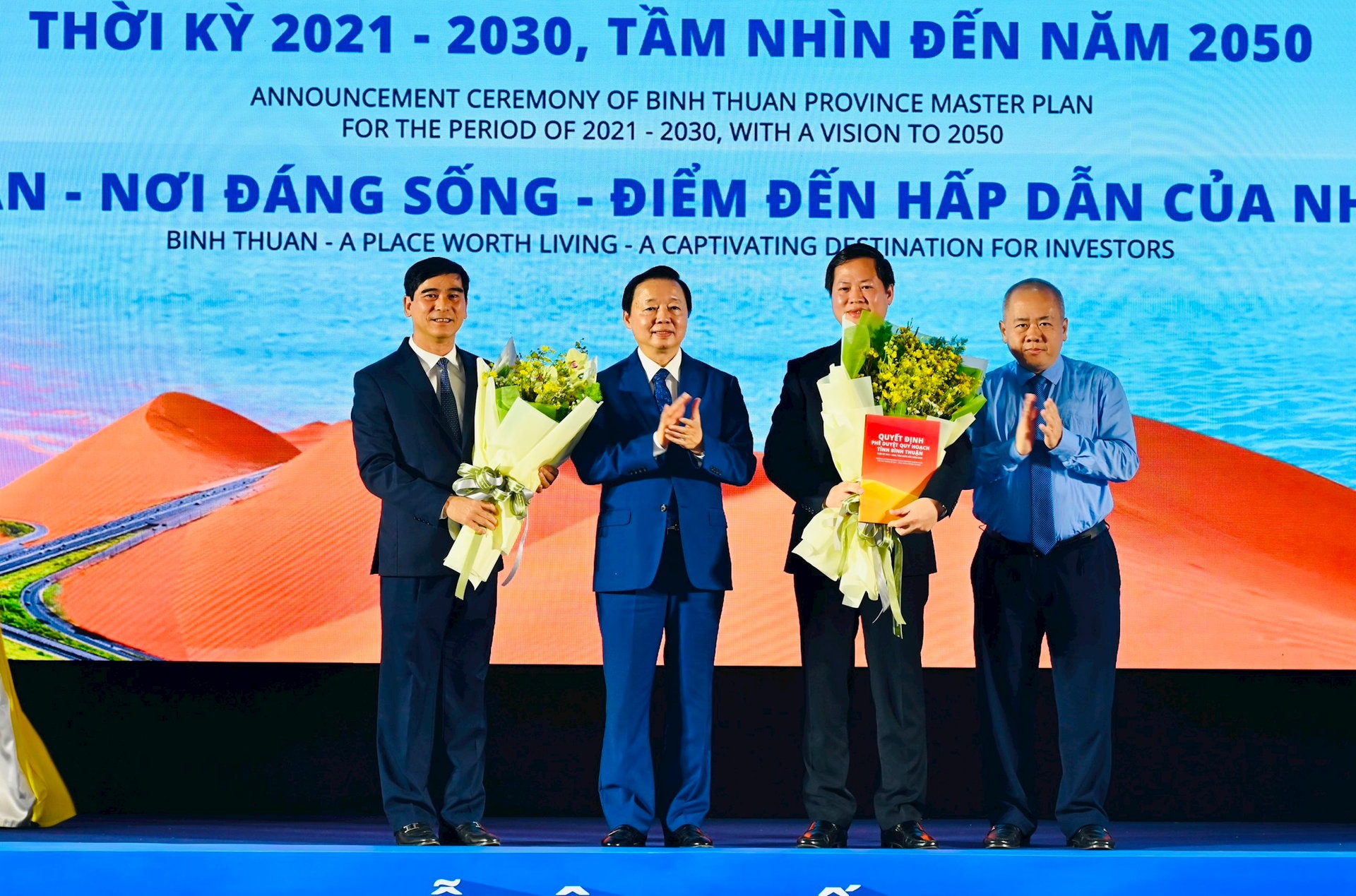 Bình Thuận hướng đến phát triển du lịch, năng lượng sạch mang tầm quốc tế - 3