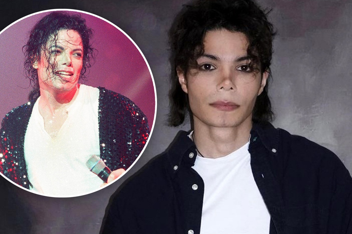 Shocked at the young man's appearance identical to Michael Jackson - 1