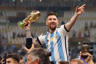 Messi: "Tôi sẽ tiếp tục gắn bó với đội tuyển Argentina"