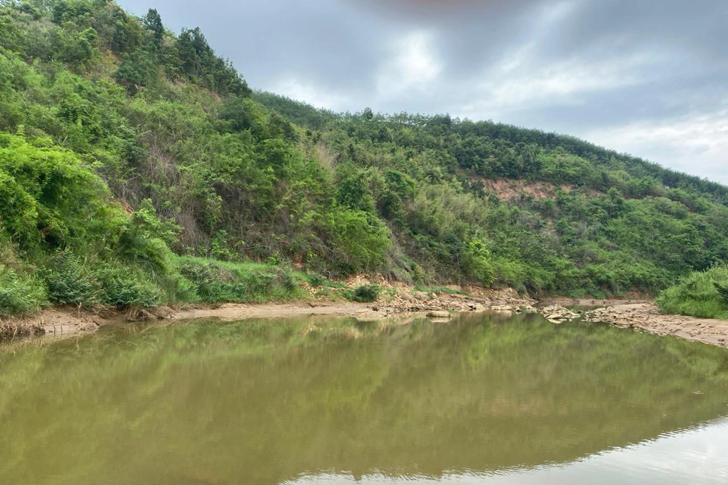 Tắm sông sau lễ bế giảng, một học sinh tử nạn - 1