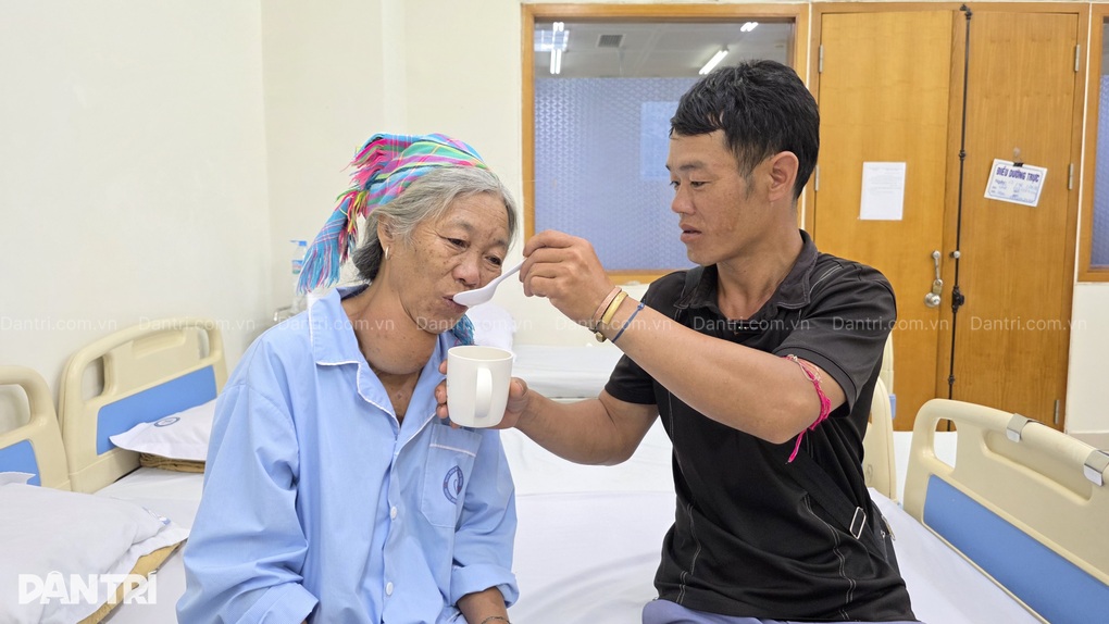 Người phụ nữ Hà Nhì mong có chi phí phẫu thuật khối bướu cổ 30 năm - 2 Người phụ nữ Hà Nhì mong có chi phí phẫu thuật khối bướu cổ 30 năm - 2