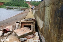 "Quả bom nước" nguy cơ vỡ: Chỉ có 15 ngày để cứu