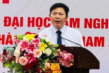 Hiệu trưởng đại học hứa tăng thưởng Tết cho giáo viên nhân ngày 20/11