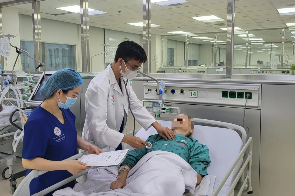 Đột quỵ não: Can thiệp giờ vàng thêm cơ hội - 1 Đột quỵ não: Can thiệp giờ vàng thêm cơ hội - 1