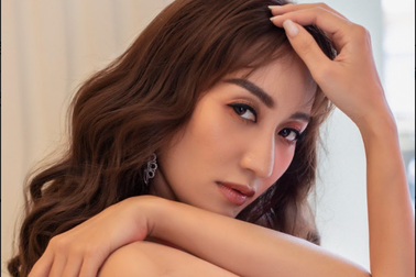 Khánh Thi hát về tình yêu tan vỡ