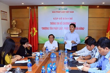 Phát động chương trình “Thượng tôn pháp luật, phát triển bền vững”