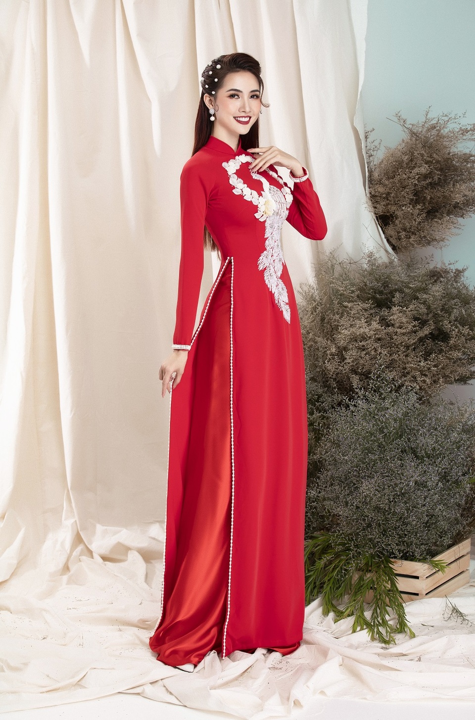 Hoa hậu Phan Thị Mơ: “Bạn trai không ghen khi tôi chụp ảnh với mẫu nam - 6 Hoa hậu Phan Thị Mơ: “Bạn trai không ghen khi tôi chụp ảnh với mẫu nam - 6