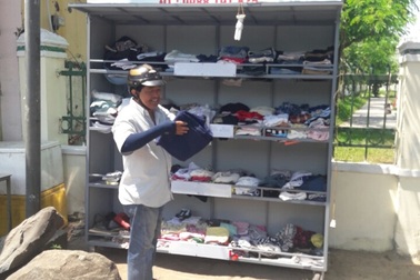 Tủ quần áo từ thiện đã xuất hiện ở Đà Nẵng