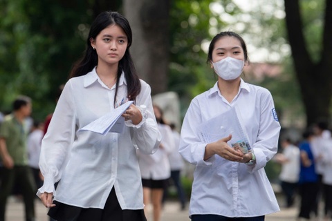 27 điểm vẫn trượt đại học có là bất bình thường mùa tuyển sinh 2024?