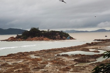 Chủ tịch Khánh Hòa lệnh kiểm tra dự án "nghi" lấp Vịnh Nha Trang