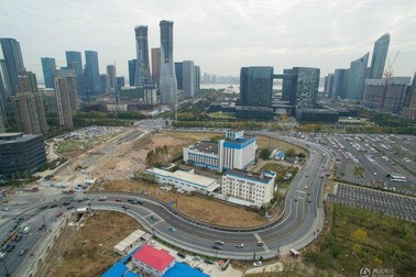 "Đường cong mềm mại" ở Trung Quốc