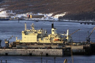 Tàu phá băng Nga bị rò rỉ phóng xạ tại Bắc Cực