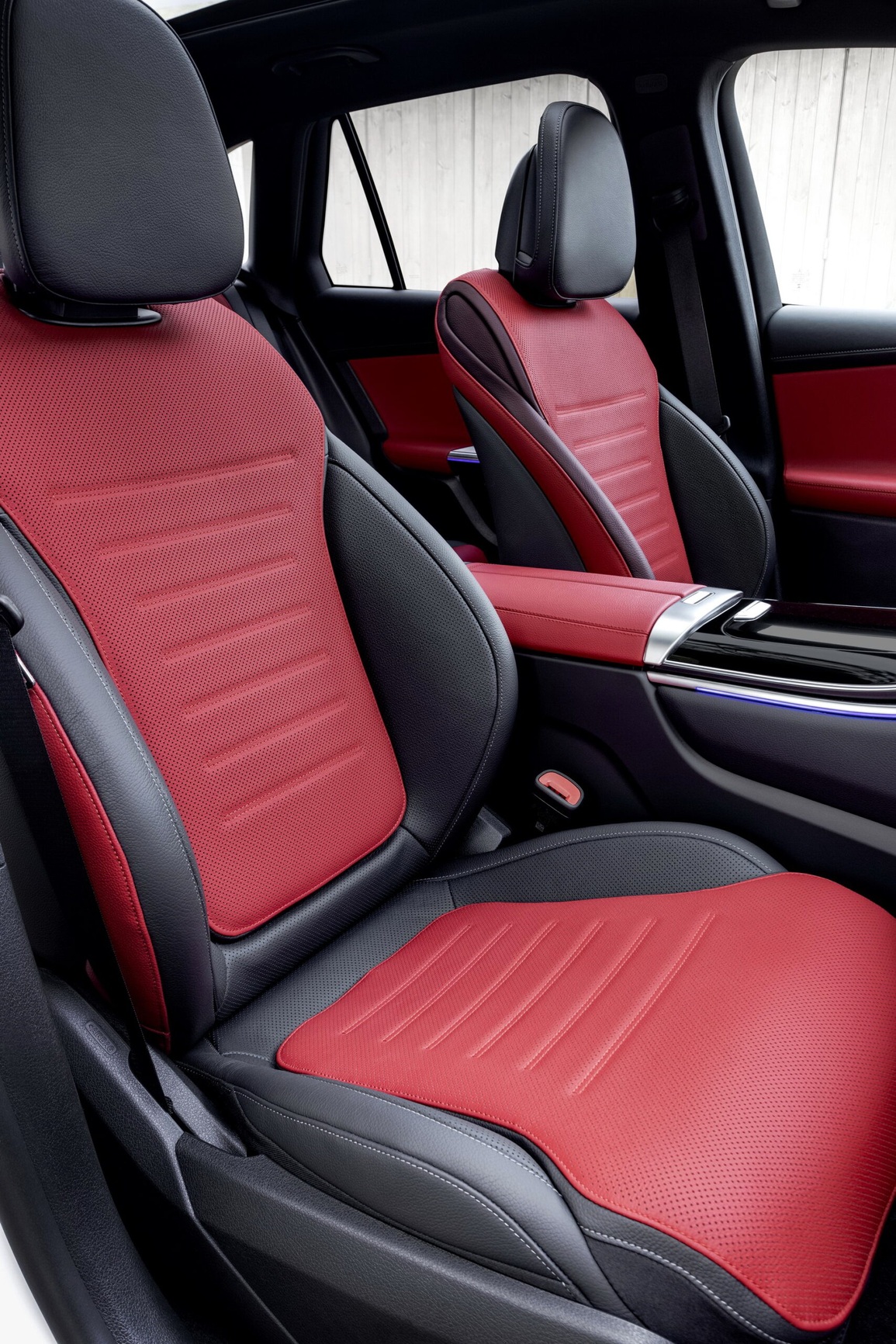 Mercedes-Benz GLC 2023 thay đổi ít nhưng quan trọng - 25 Mercedes-Benz GLC 2023 thay đổi ít nhưng quan trọng - 25