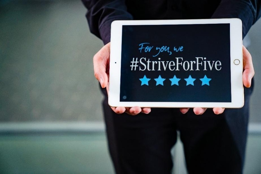 Vietnam Star thực hiện chiến dịch #StriveForFive cho khách hàng Mercedes-Benz - 6 Vietnam Star thực hiện chiến dịch #StriveForFive cho khách hàng Mercedes-Benz - 6