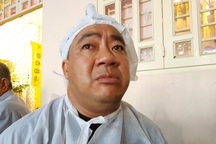 Hiếu Hiền tiết lộ bố anh từng nghĩ đến chuyện hiến mắt cho con trai