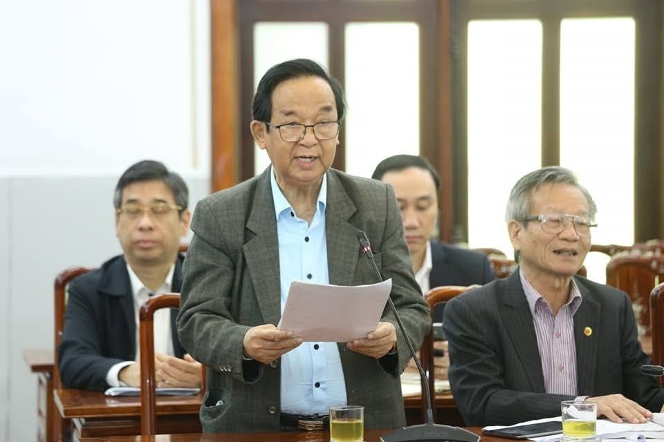 Tham nhũng chủ yếu do thiếu cơ chế kiểm soát quyền lực - 2 Tham nhũng chủ yếu do thiếu cơ chế kiểm soát quyền lực - 2