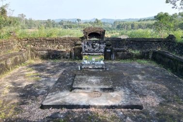 Vụ mộ chúa Nguyễn Phúc Khoát bị đào trộm: Sự việc hy hữu