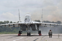 Mỹ, Đức chưa có kế hoạch gửi máy bay chiến đấu cho Ukraine