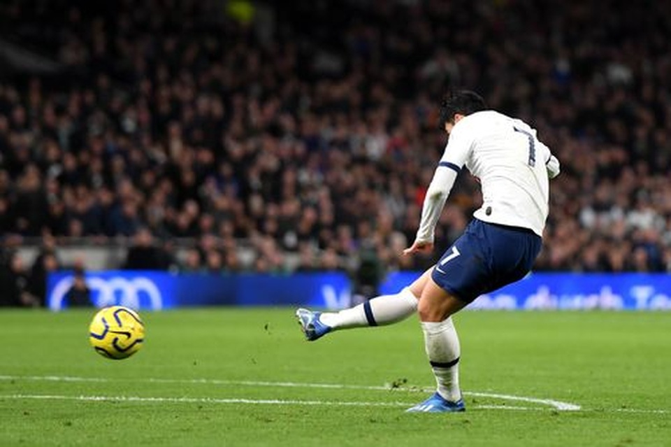 Tottenham 2-0 Man City: Gundogan đá hỏng 11m, Zinchenko nhận thẻ đỏ - 4 Tottenham 2-0 Man City: Gundogan đá hỏng 11m, Zinchenko nhận thẻ đỏ - 4