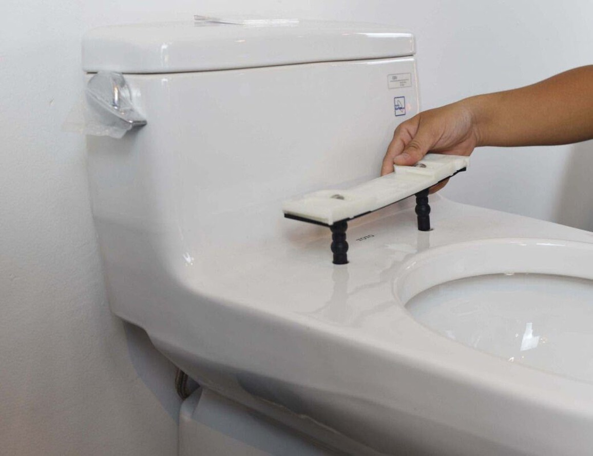 Bồn cầu thông minh TOTO nâng niu trải nghiệm người dùng - 2 Bồn cầu thông minh TOTO nâng niu trải nghiệm người dùng - 2